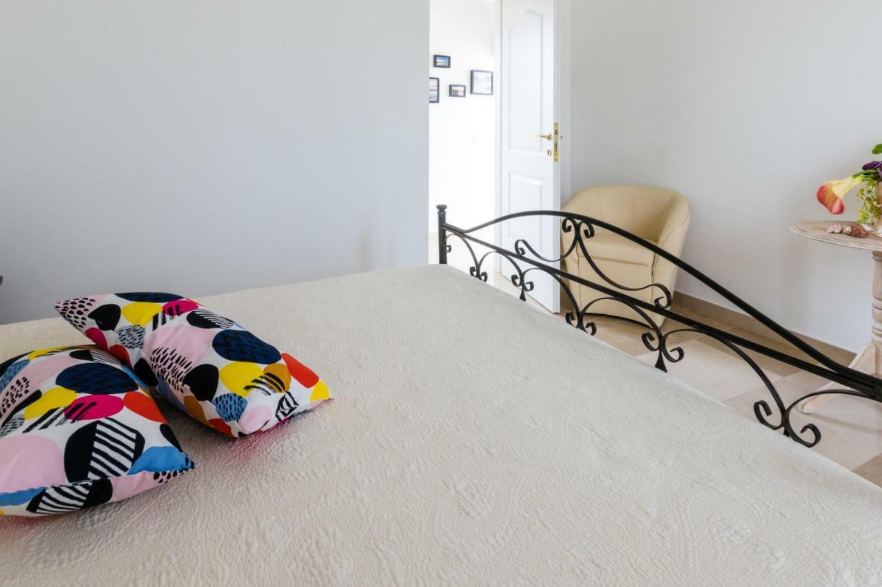 プルサーノ Il Vicoletto Bed & Breakfast エクステリア 写真