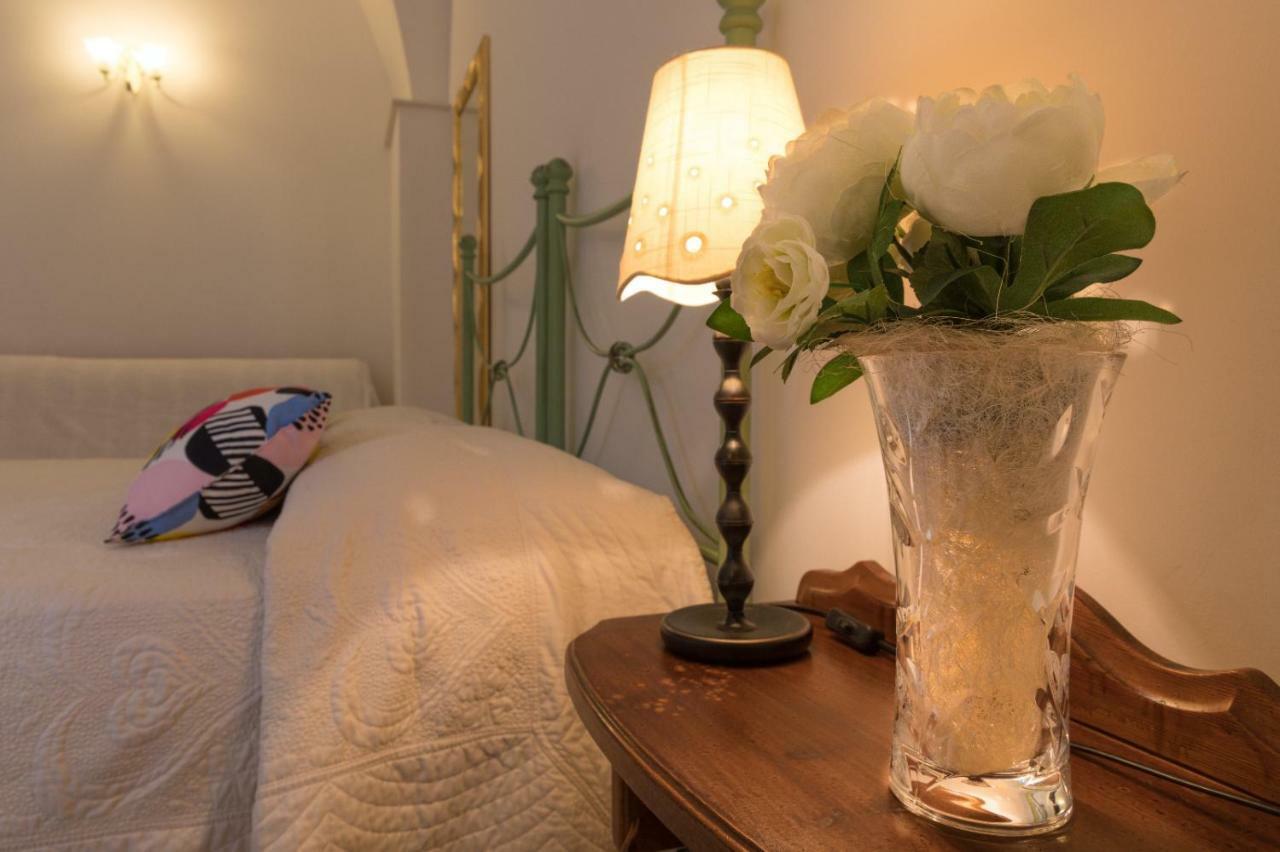 プルサーノ Il Vicoletto Bed & Breakfast エクステリア 写真